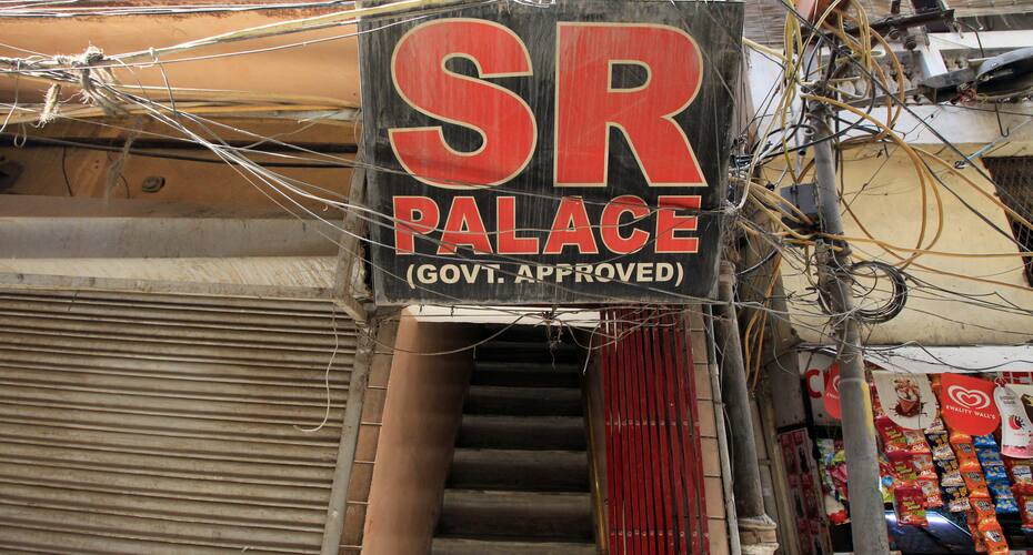 Hotel SR Palace Deluxe, New Delhi 5
